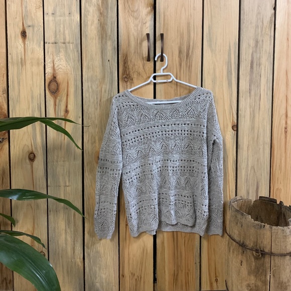 sweater - Picture 1 of 3